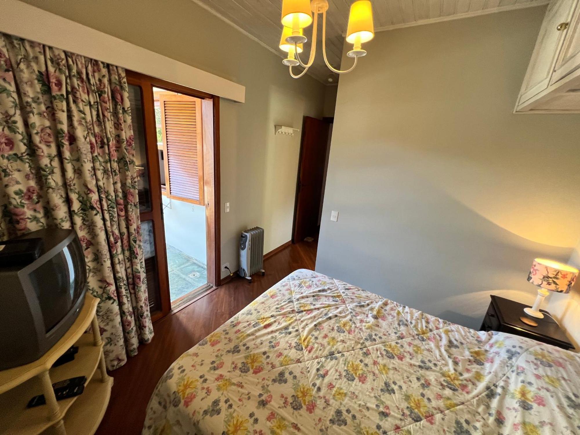 Apartamento Cobertura Duplex H16 Campos do Jordão