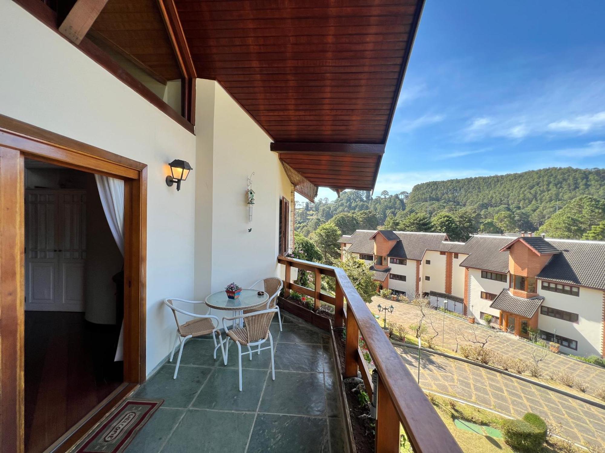 Apartamento Cobertura Duplex H16 Campos do Jordão